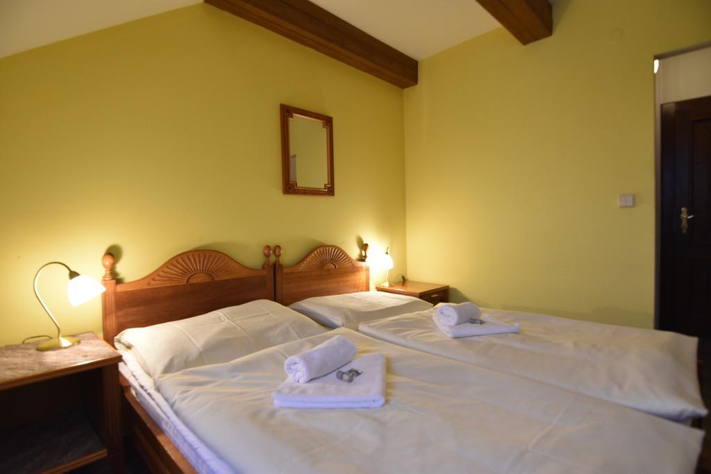 Hotel Napoleon Austerlitz Dış mekan fotoğraf