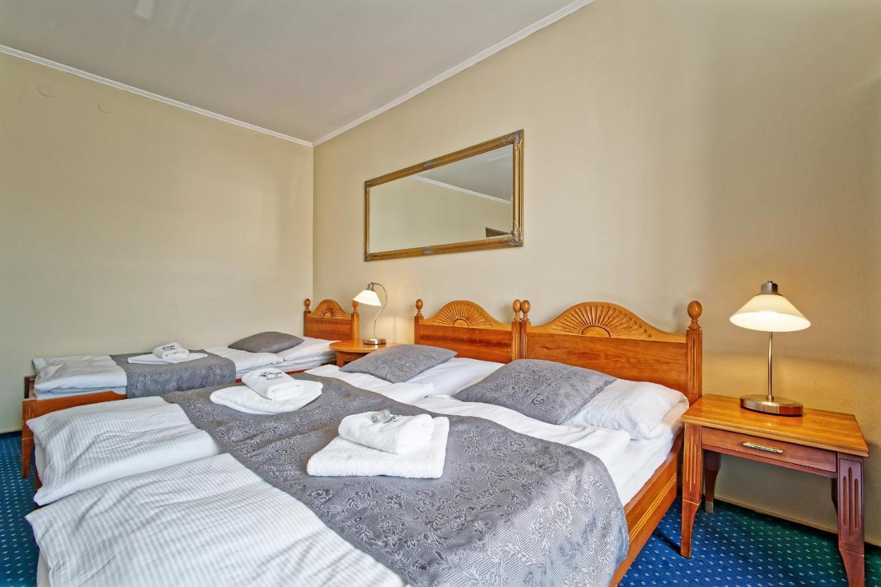 Hotel Napoleon Austerlitz Dış mekan fotoğraf