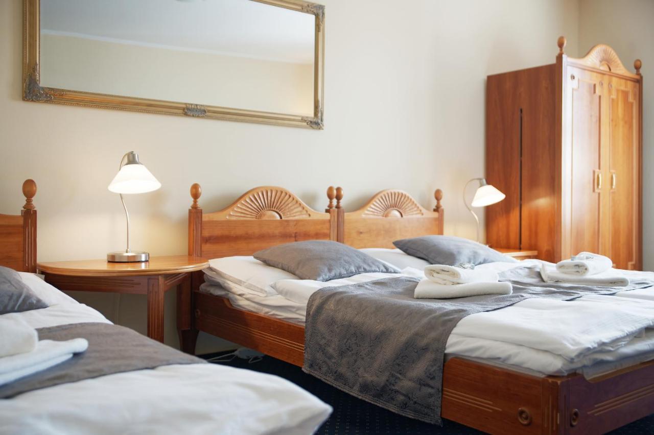 Hotel Napoleon Austerlitz Dış mekan fotoğraf
