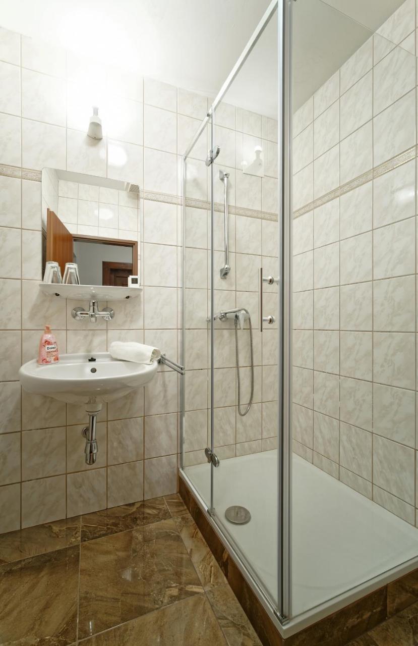 Hotel Napoleon Austerlitz Dış mekan fotoğraf