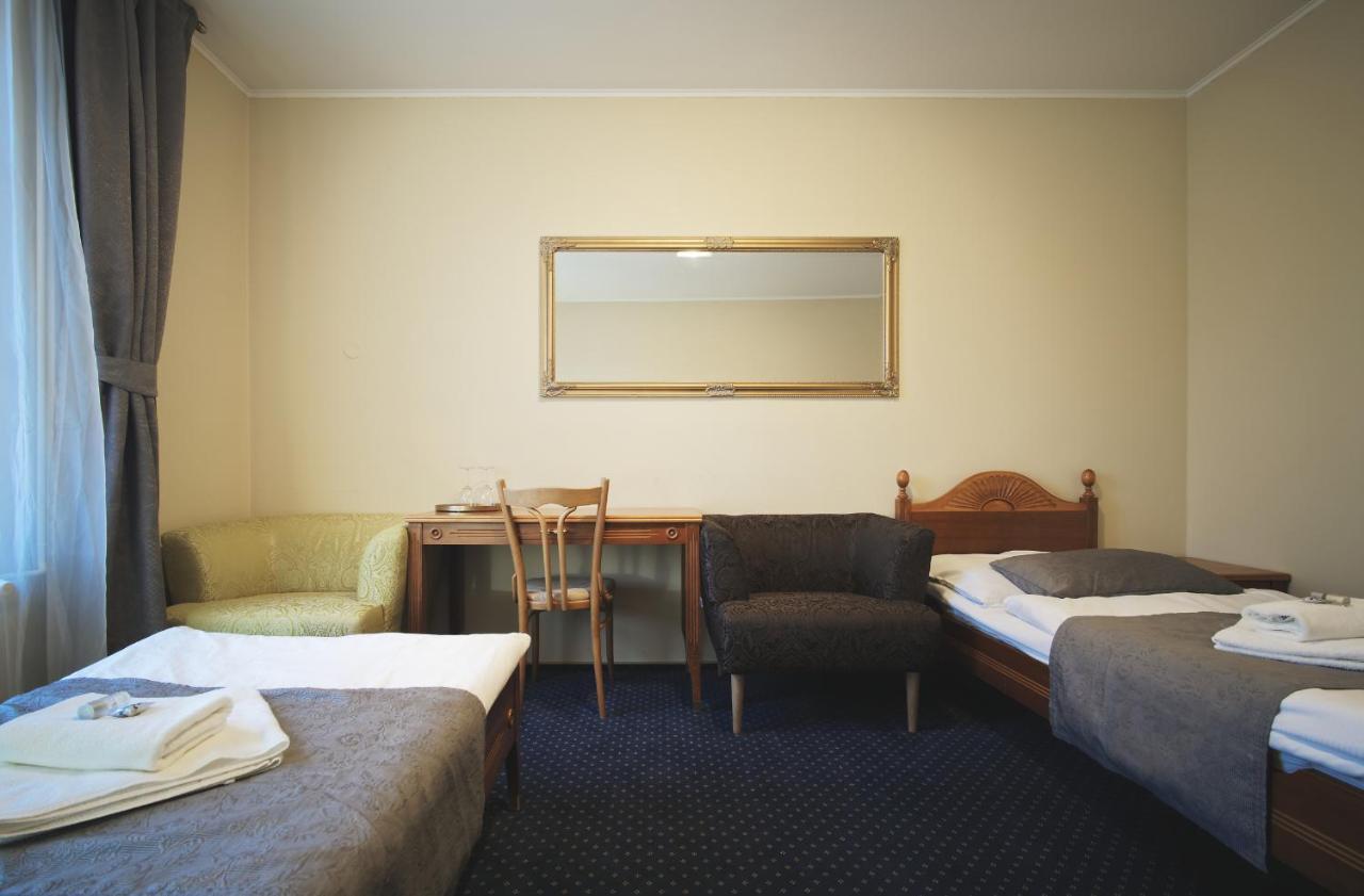Hotel Napoleon Austerlitz Dış mekan fotoğraf