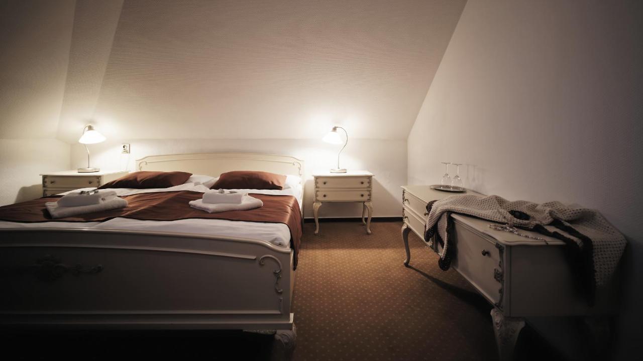 Hotel Napoleon Austerlitz Dış mekan fotoğraf