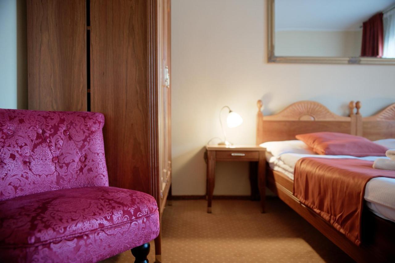 Hotel Napoleon Austerlitz Dış mekan fotoğraf